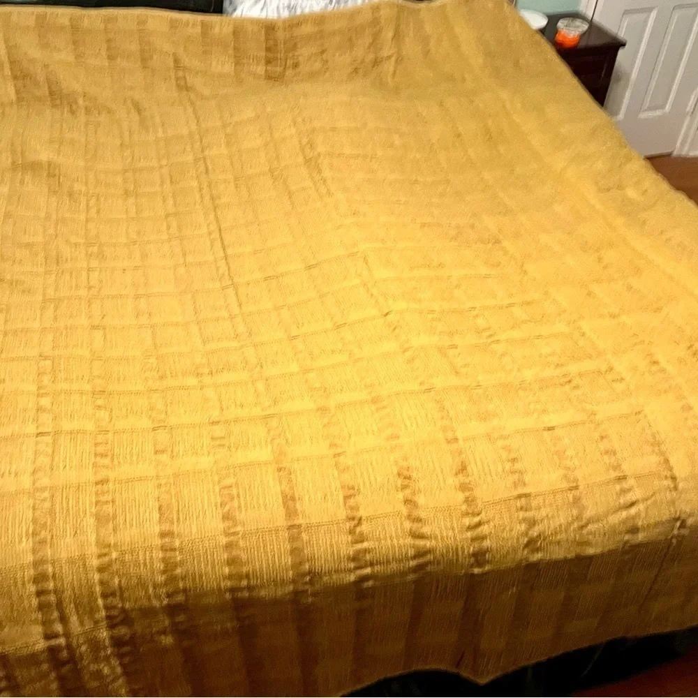Anthropologie Paulette Chenille Quilt Queen New
